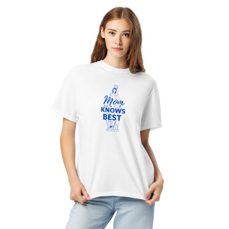 Mom Knows Best Tee